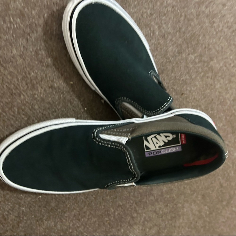 VANS: MENS 7.5 SLIP ONS; Green